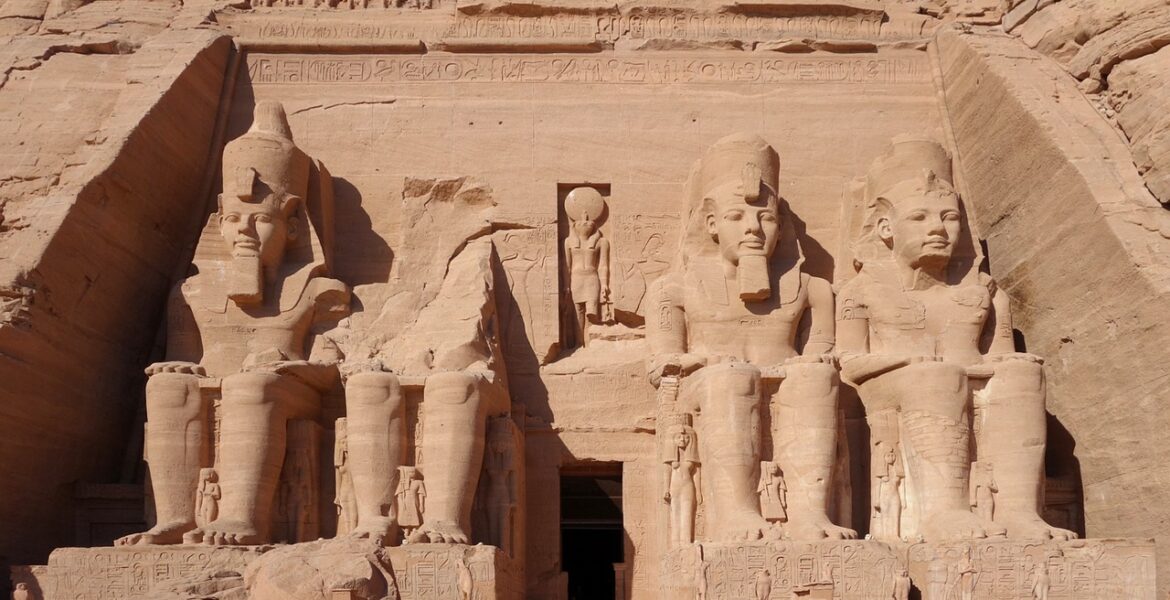 abu-simbel-600667_1280